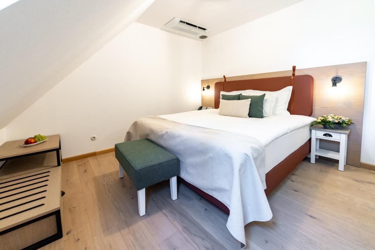 Czako 3* Budapesta